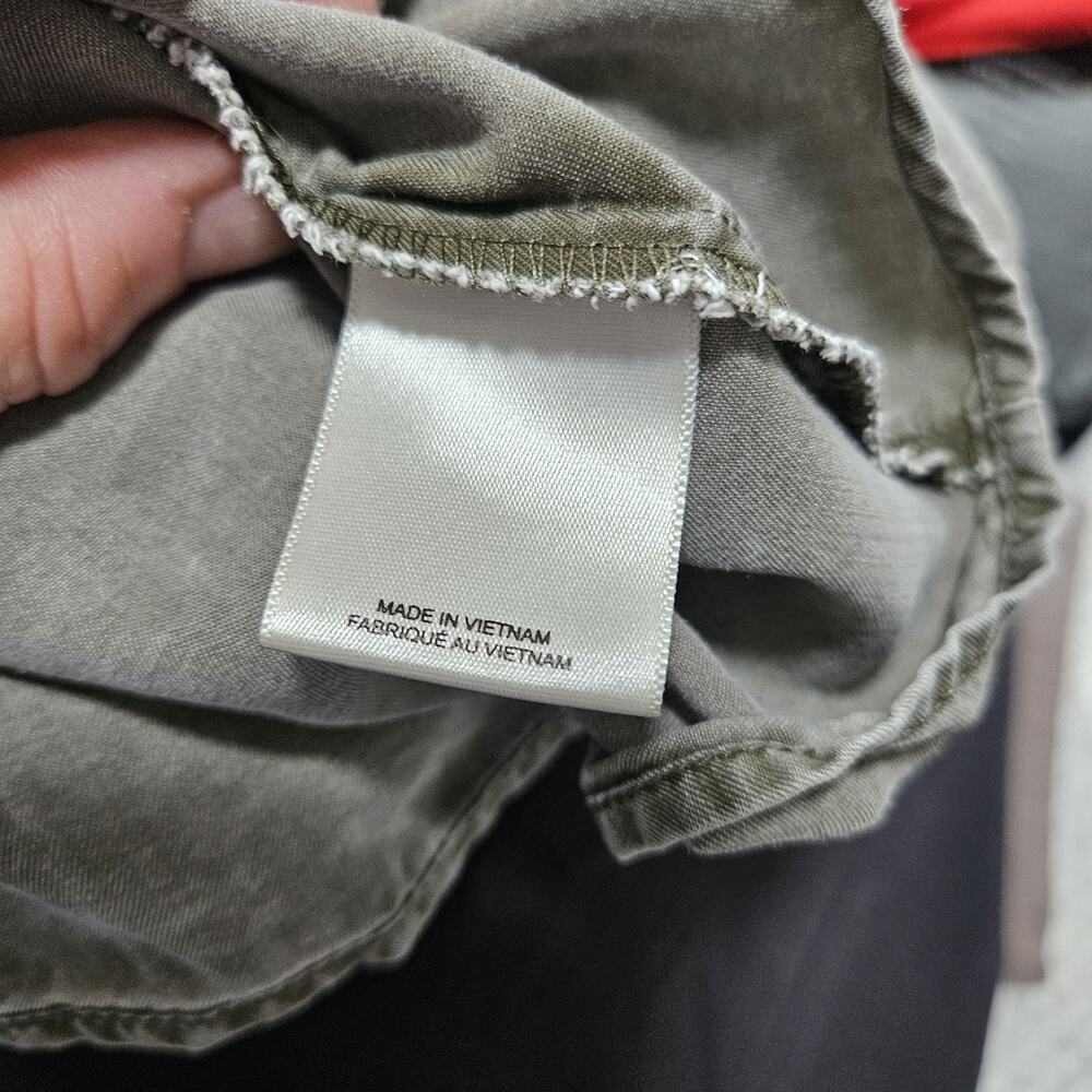 Express Medium Army Green 100% Lyocell Crop Top Button Up Relaxed Fit Lagenlook - Picture 8 of 13